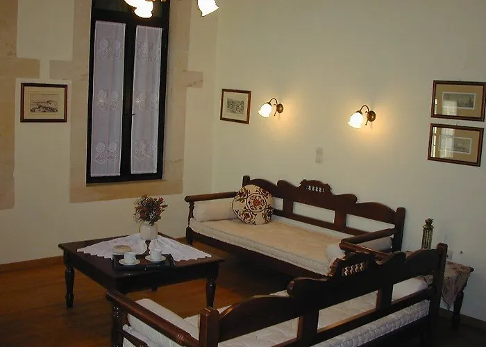 Casa Dei Delfini Готель Ретимно (Крит)