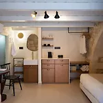 Casa Dei Delfini Hotel 3*