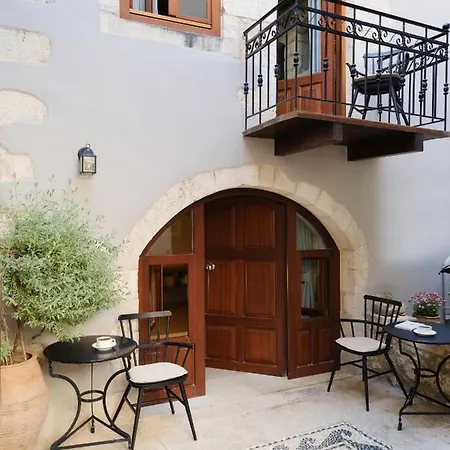 فندق Casa Dei Delfini 3*