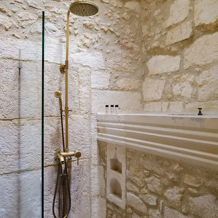Casa Dei Delfini Otel 3*